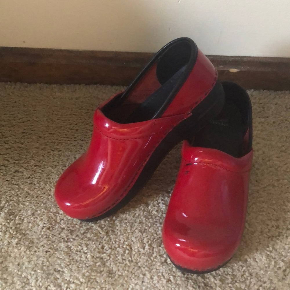 COPY - Dansko in red